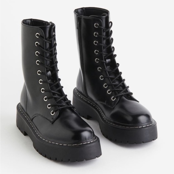 H&M Lace Up Ankle Combat Boots NWT - Picture 2 of 8